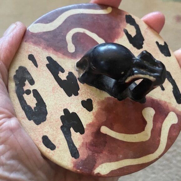 Stone Container with Elephant Lid - Picture 9 of 10